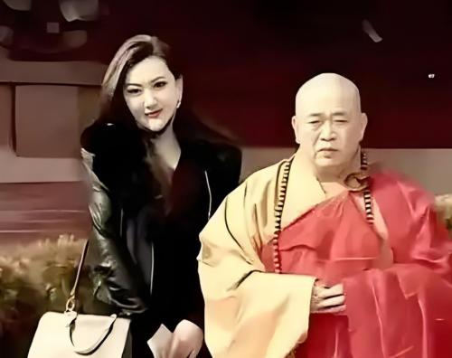 少林方丈释永信被查，佛教协会：对释永信戒牒予以注销，昔日佛门方丈跌落神坛！ 少林方丈释永信被查 佛教释永信商业帝国 释永信人设崩塌 释永信 第2张