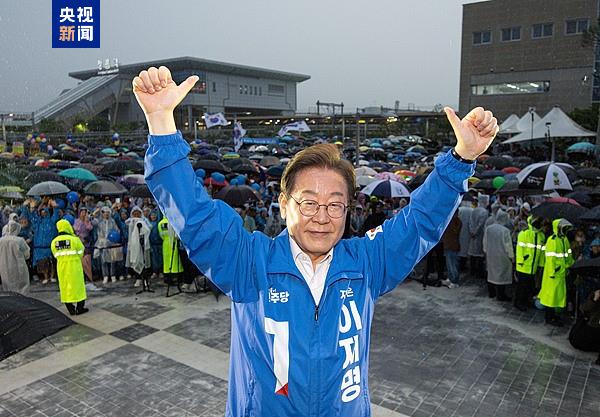 在野党总统候选人李在明来势汹汹 韩执政党能否“尹”退为进？ 第4张
