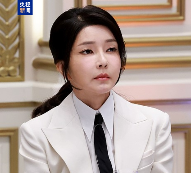 在野党总统候选人李在明来势汹汹 韩执政党能否“尹”退为进？ 第6张